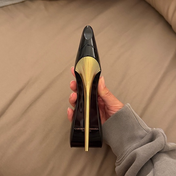 Carolina Herrera 2.7oz Good Girl Perfume - Picture 2 of 4